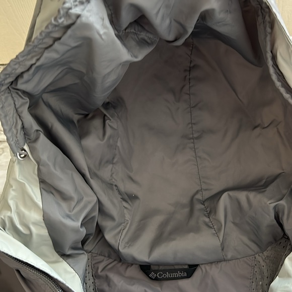 Columbia Jacket size small - Picture 3 of 15